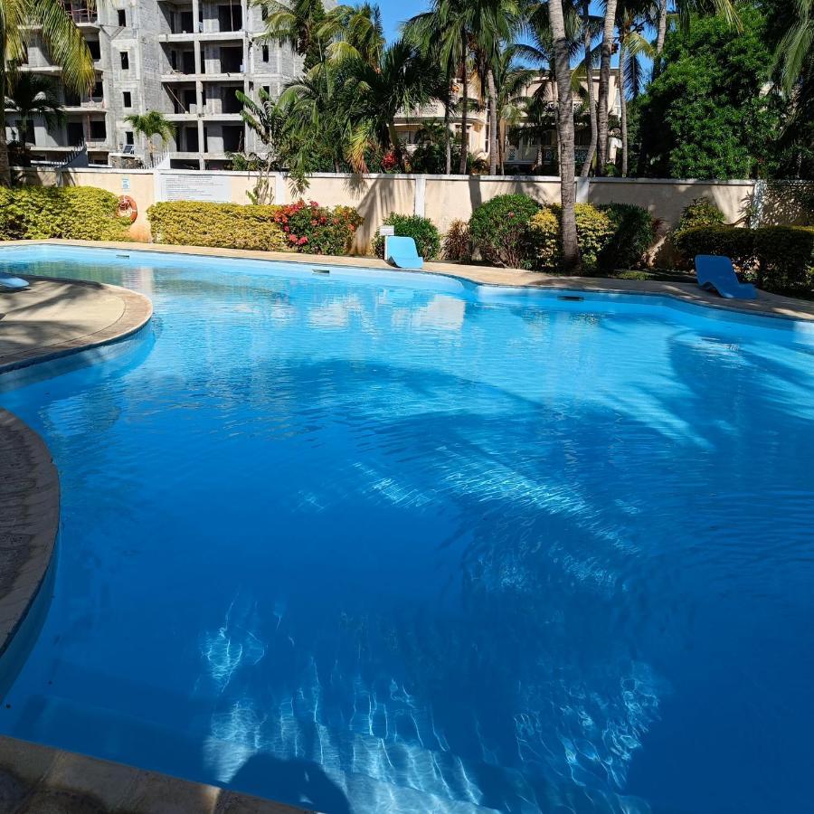 The Coastal Apartment Flic en Flac ภายนอก รูปภาพ
